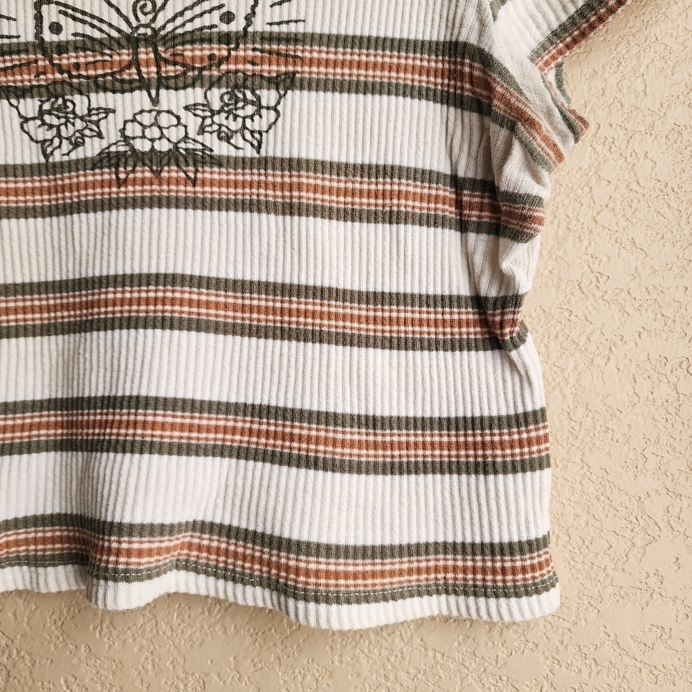 Tillys Fivestar General Co Butterfly Graphic Cream striped rib crop top Size M - Picture 6 of 13